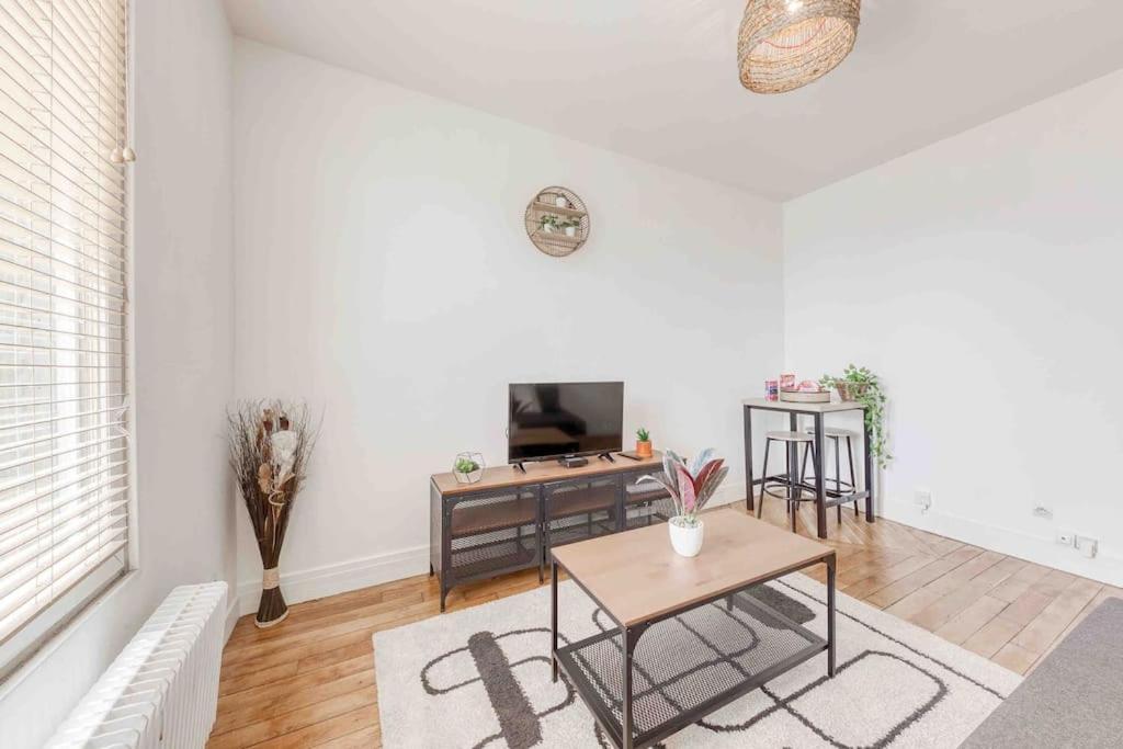 Appartement Cosy Au Calme, Proche De Paris Et Du Rer B Жантийи Экстерьер фото